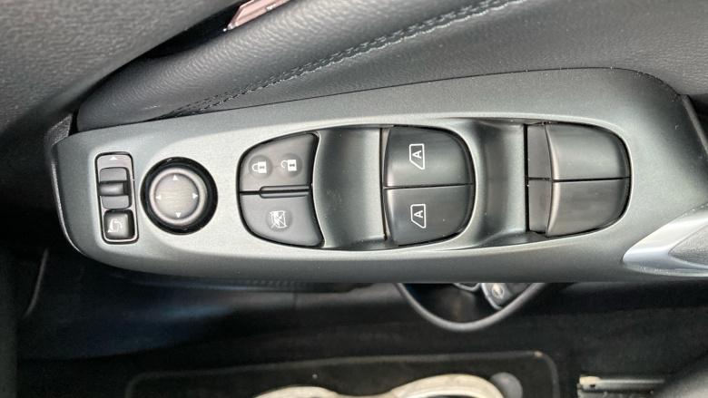 Nissan Juke 1.6 Hybrid N-Connecta 5dr Auto Hybrid Hatchback